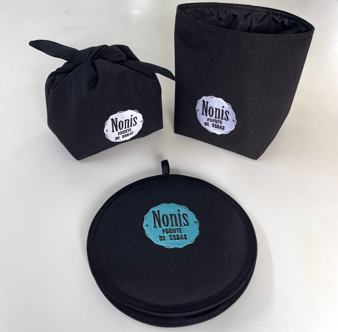 Saquito MÁGICO Tortillero - Bordado con Logotipo - Tortillas calientes hasta +45 minutos y en el refrigerador +12 días frescas. (PRECIO POR PIEZA)